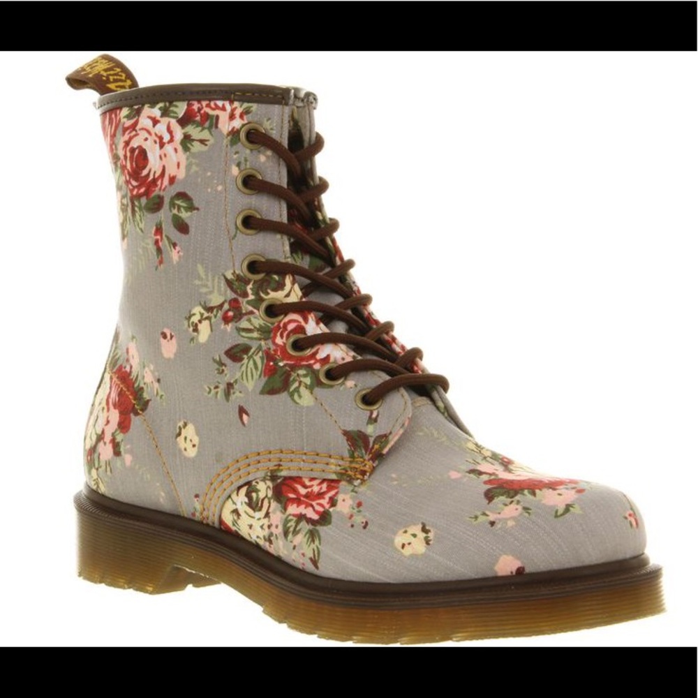 Dr Martens Women's Gray Floral Print Canvas Lace Up Boots